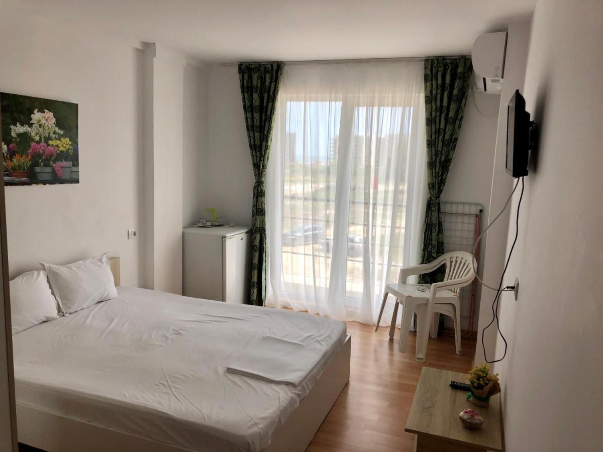 Vila Bordei Verde Năvodari Exteriör bild